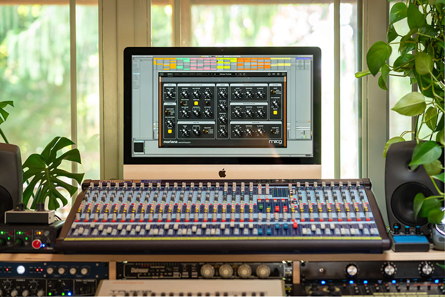 moog-1